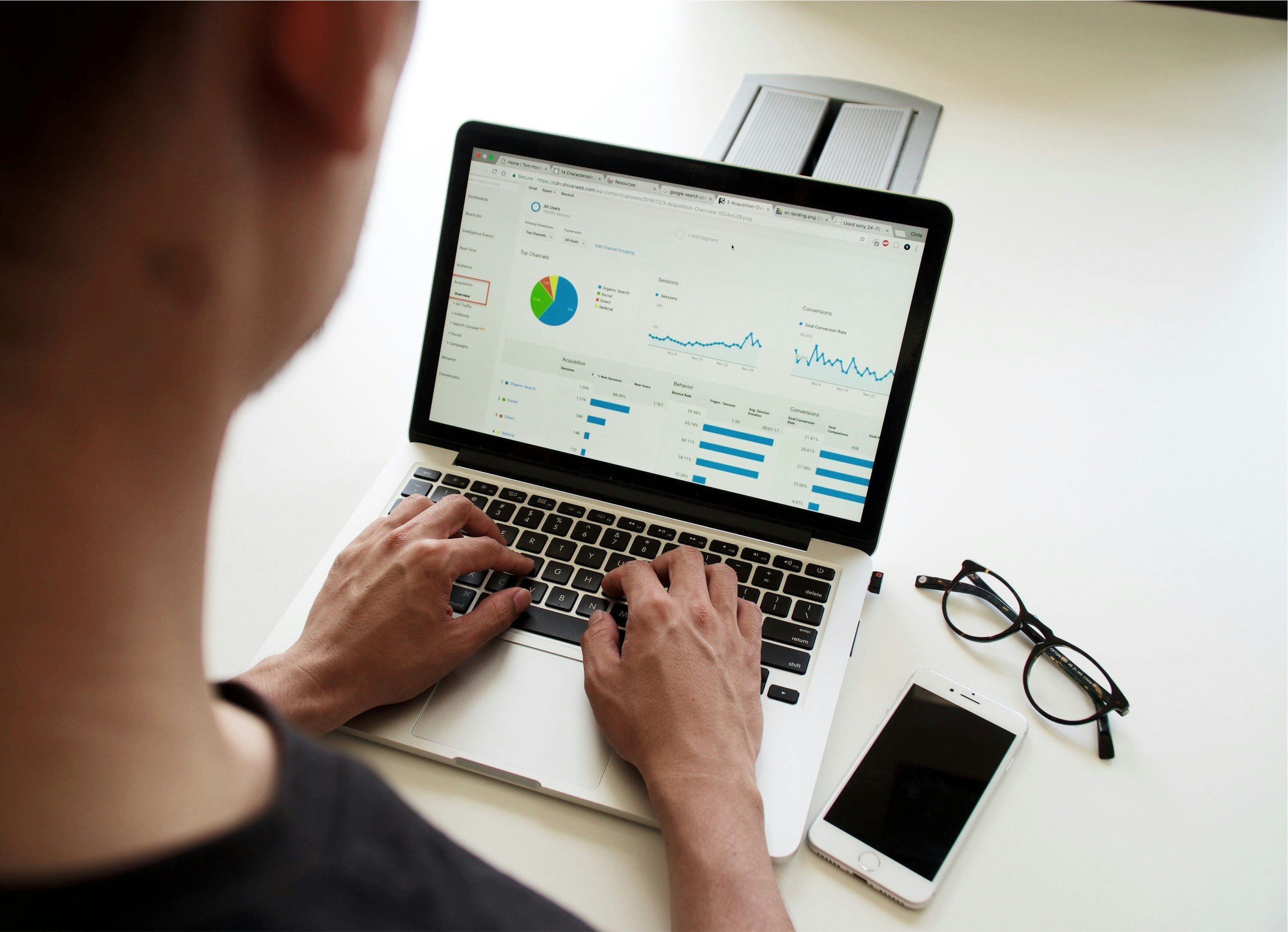 The Power of Data-Driven Decisions: How Automation Tools Provide Real-Time Insight